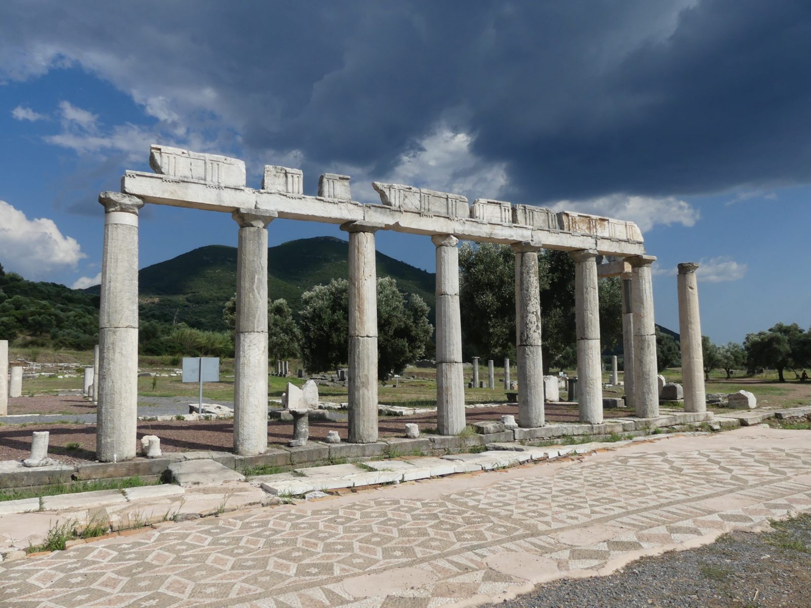 Ελληνικά: Αρχαία Μεσσήνη - Αρχαιολογικός Χώρος