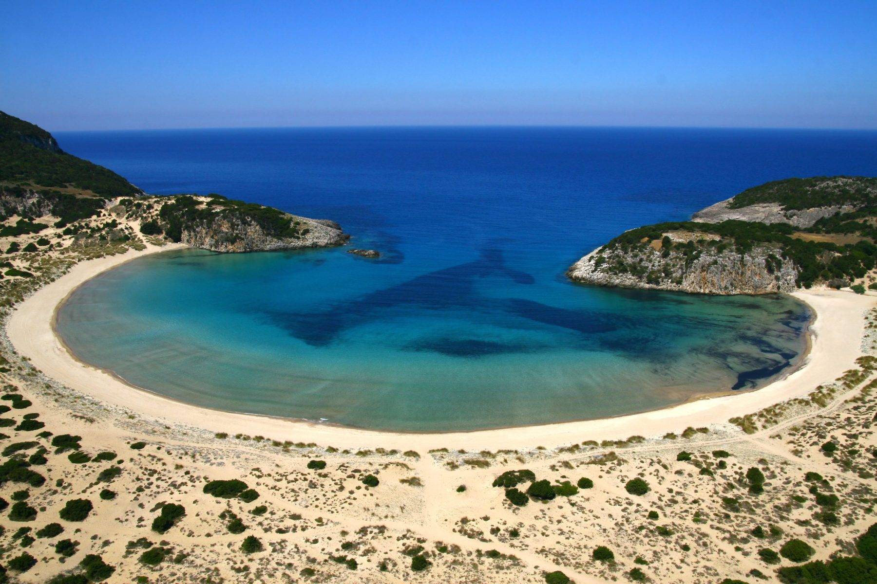 English: Voidokilia is one of the most famous beaches in Messenia which is part of the Peloponnese, Greece.